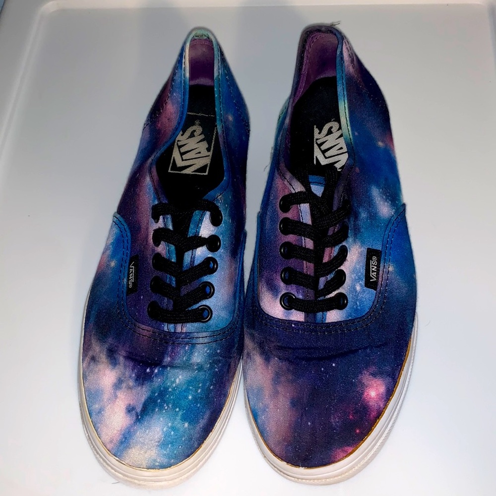 Galaxy Vans Lo Pros Cosmic Men’s 6 Women’s 7.5 sneakers